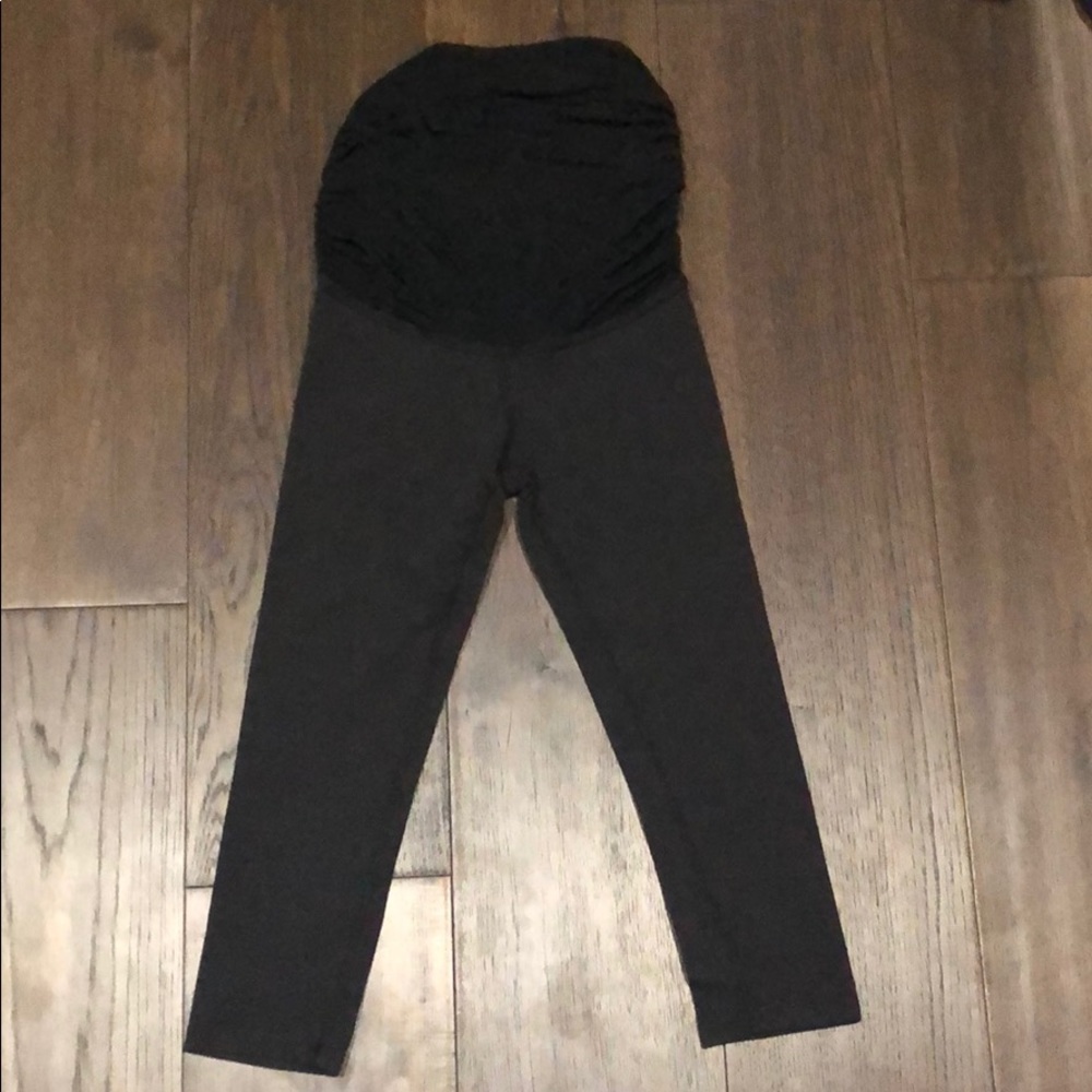 Beyond Yoga maternity yoga leggings